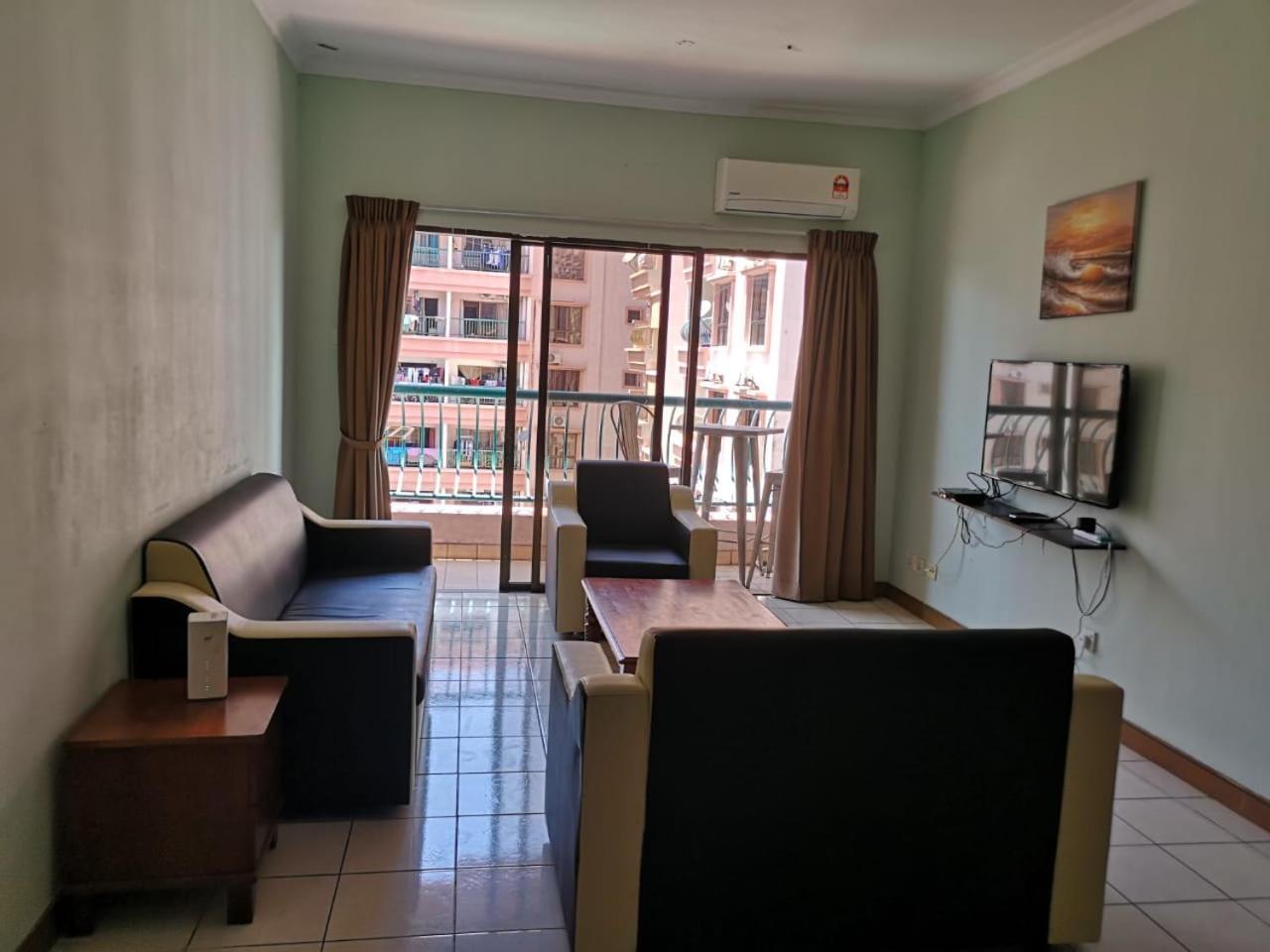 Marina Court Kk City Homestay Kota Kinabalu Exterior photo